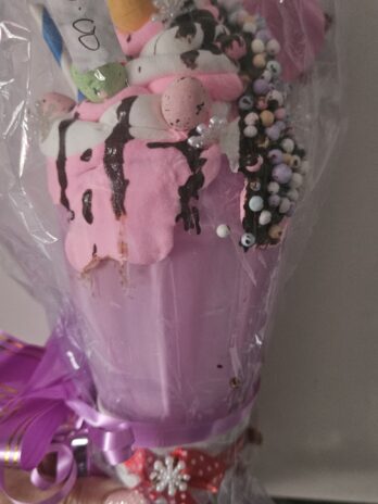 Strawberry simulation milk shake